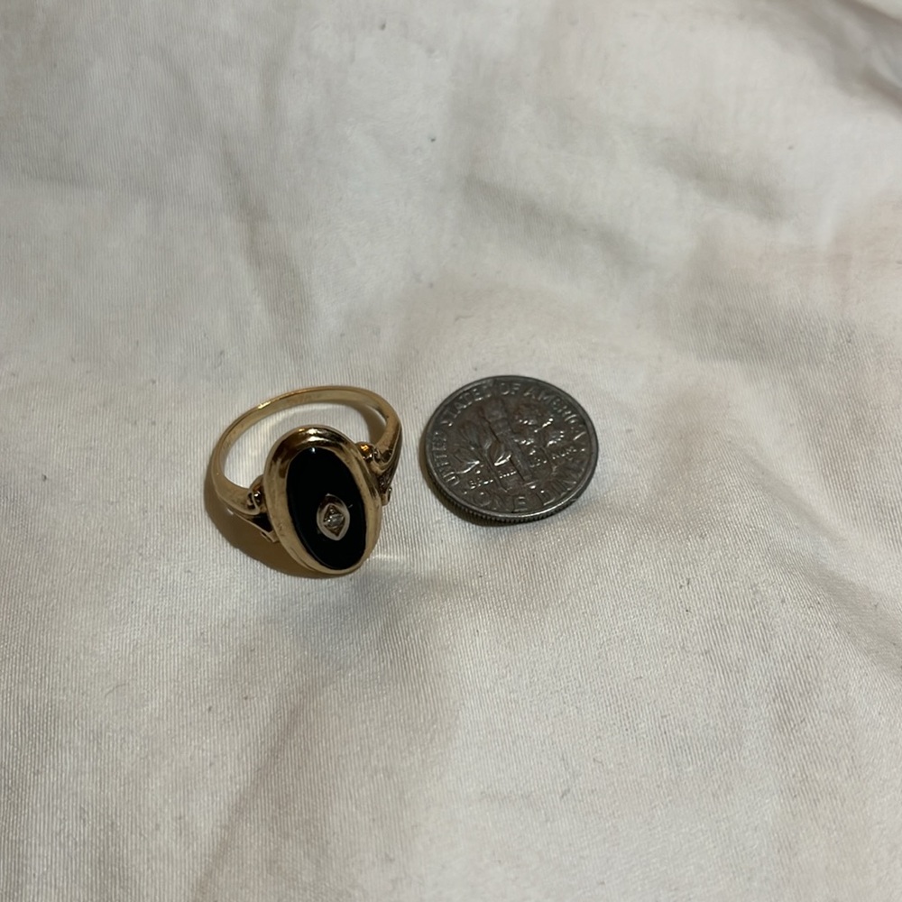 Gold ring - Picture 6 of 6